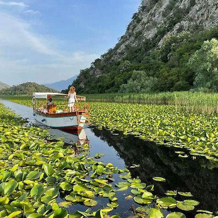 Lakeside Oasis Home Karuc Buitenkant foto